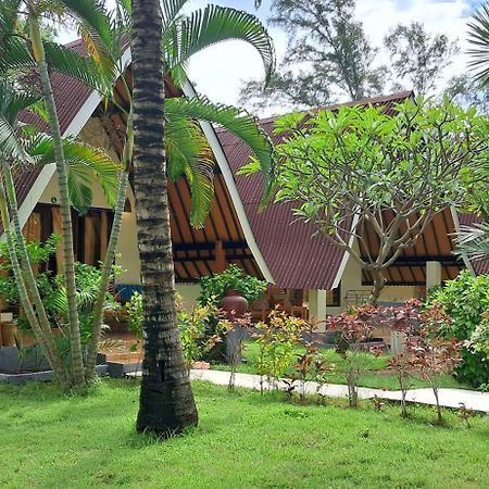 Salili Bungalow غيلي آير المظهر الخارجي الصورة